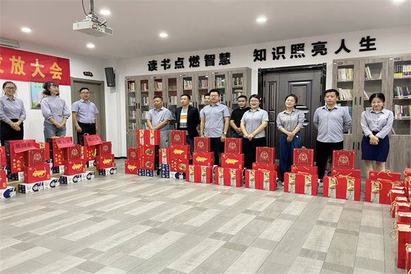 1698738049737832.jpg 1698738049737832.jpg